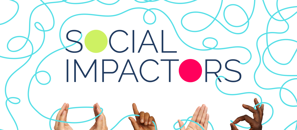 Grafika z napisem „Social Impactors” i ilustracjami dłoni na jasnym tle