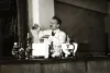 Prof. Stanisław Hiller, prowadzący wykład z histologii